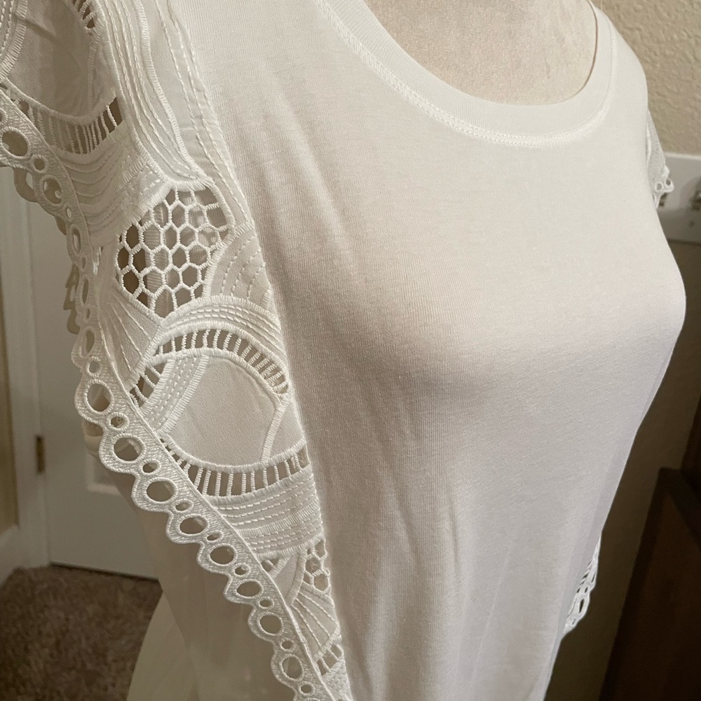 Philosophy White Crochet Sleeve Scoop Neck Top